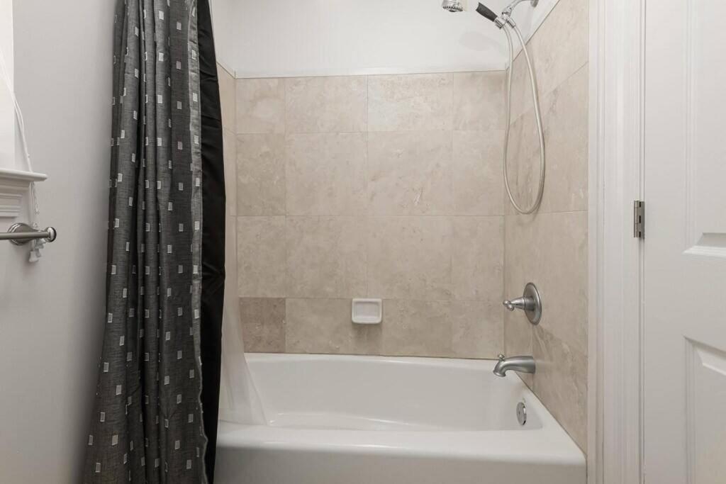 * Sugar Sands * Steps To Beach * Pool * Balconies * Panama City Beach Exterior photo